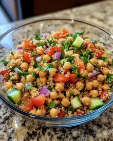 Healthy Quinoa and Chickpea Salad