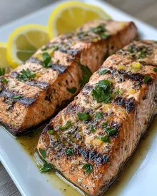 Healthy Grilled Lemon Garlic Salmon Recipe